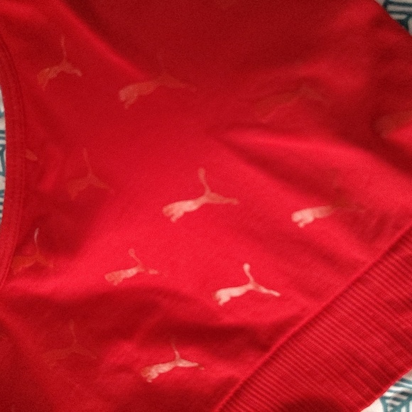 PUMA Red Sports Bra Size XL Adustable Straps Puma Logo Throughout - Picture 2 of 5